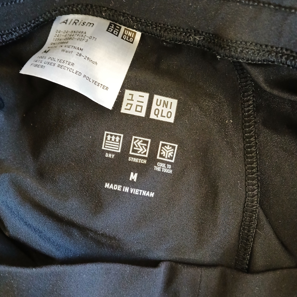 2 Uniqlo Black And Gray AIRism Women's Pants